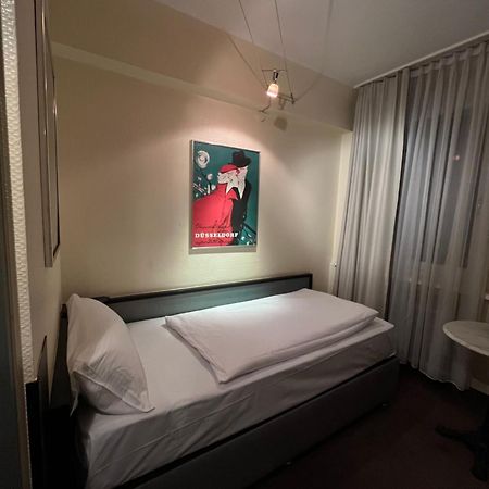 Hotel Monopol City Centre Düsseldorf Eksteriør billede