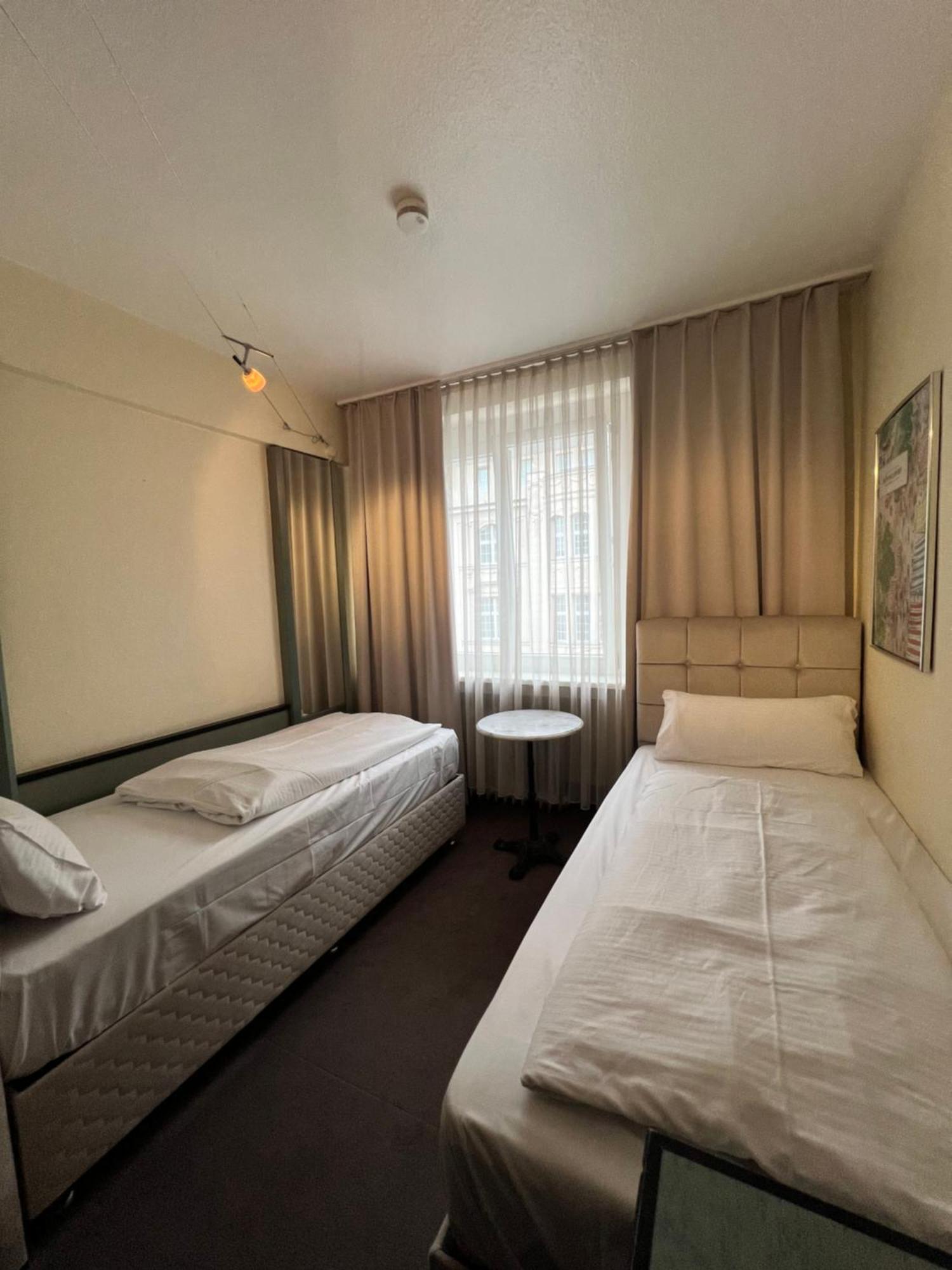 Hotel Monopol City Centre Düsseldorf Eksteriør billede