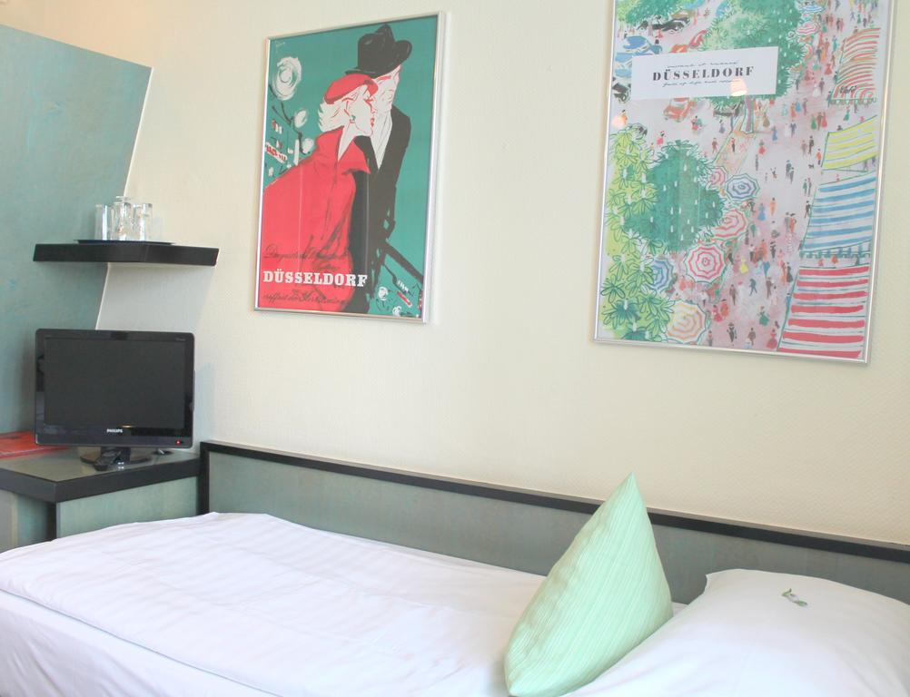 Hotel Monopol City Centre Düsseldorf Eksteriør billede